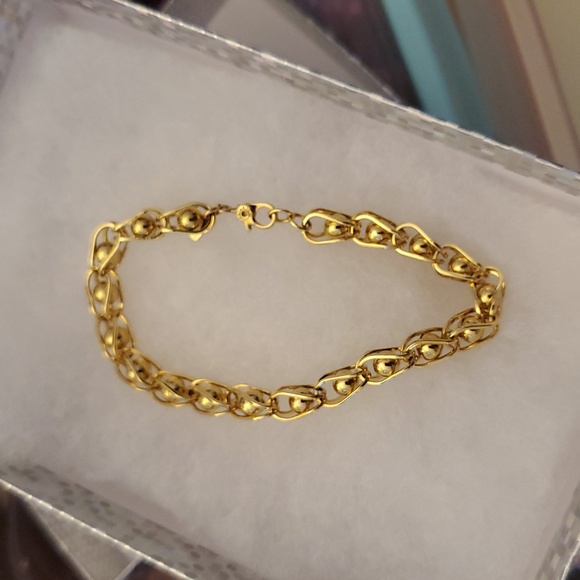 Vintage MONET signed Caged Bead Gold Tone Chain Bracelet - Picture 7 of 7